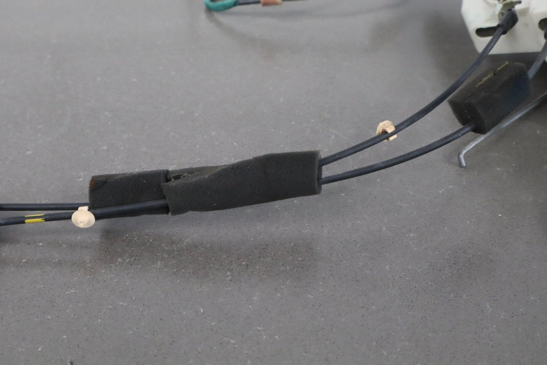 1999 - 2000 Mazda MX - 5 Miata - Driver Door Latch
