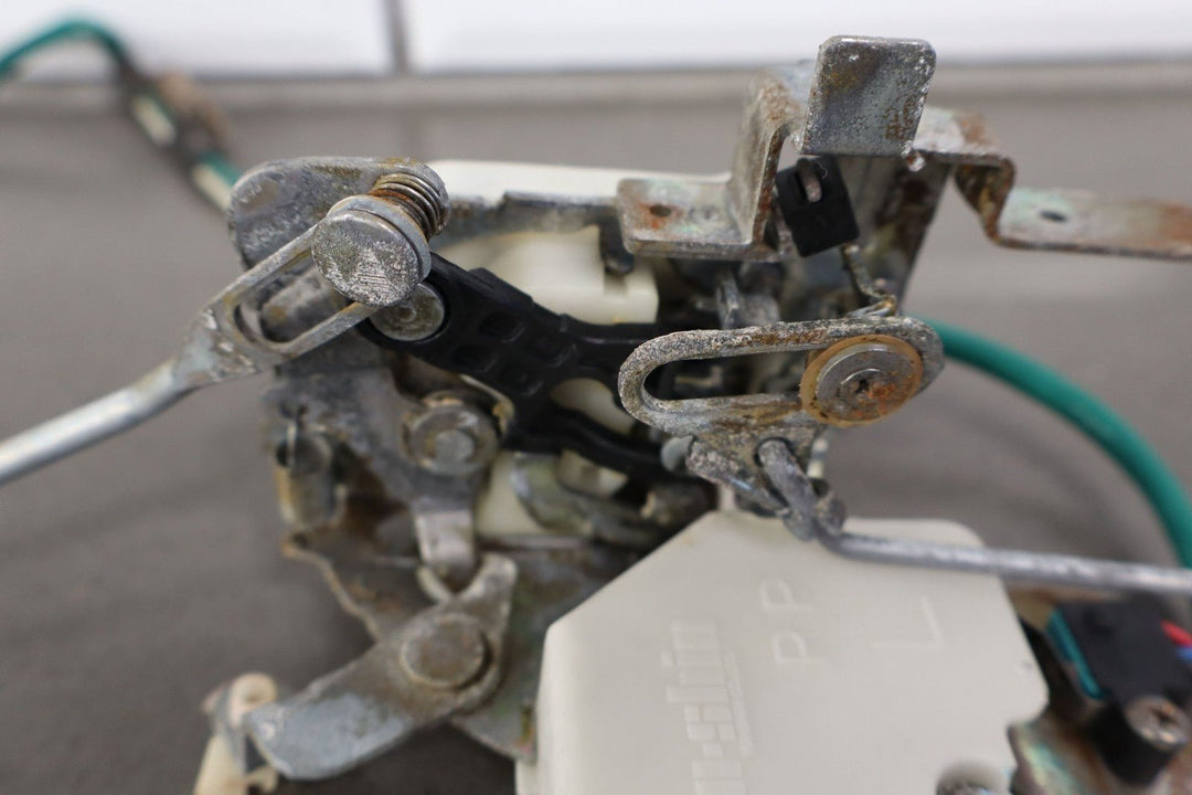 1999 - 2000 Mazda MX - 5 Miata - Driver Door Latch