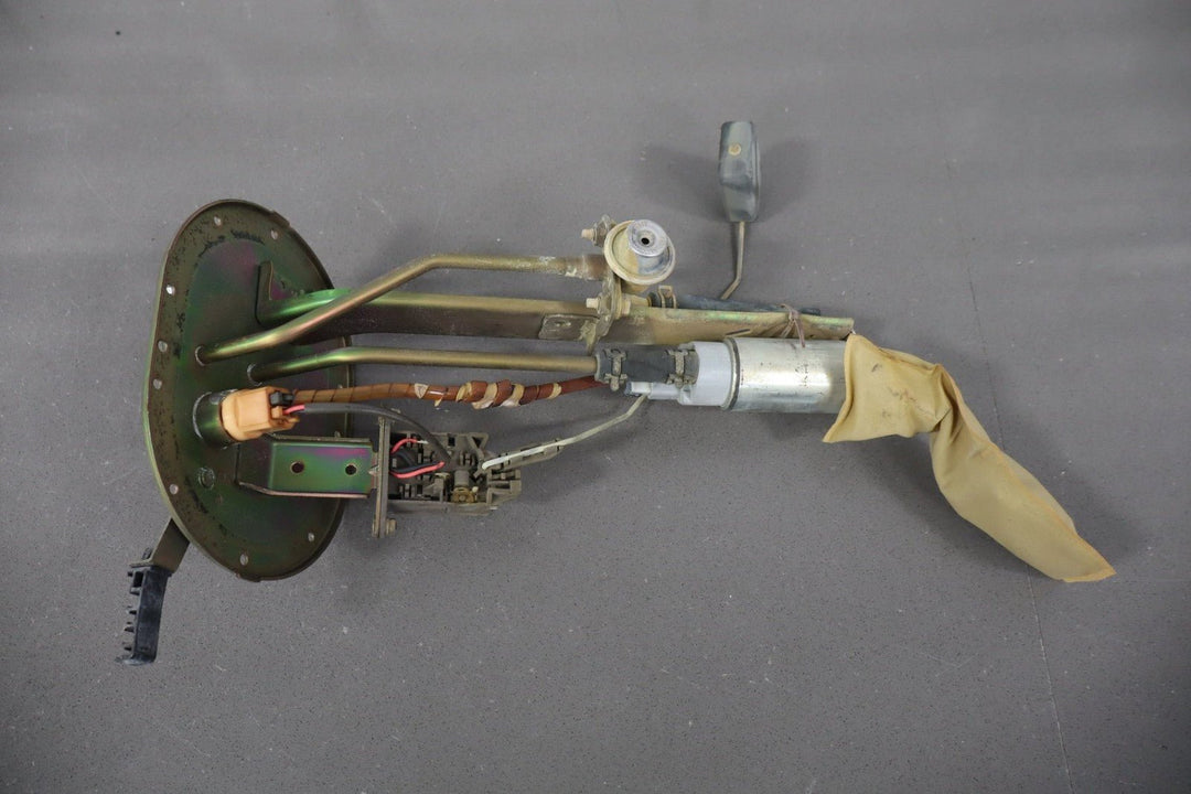 1999 - 2000 Mazda MX - 5 Miata Fuel Pump BP4W1335ZF OEM