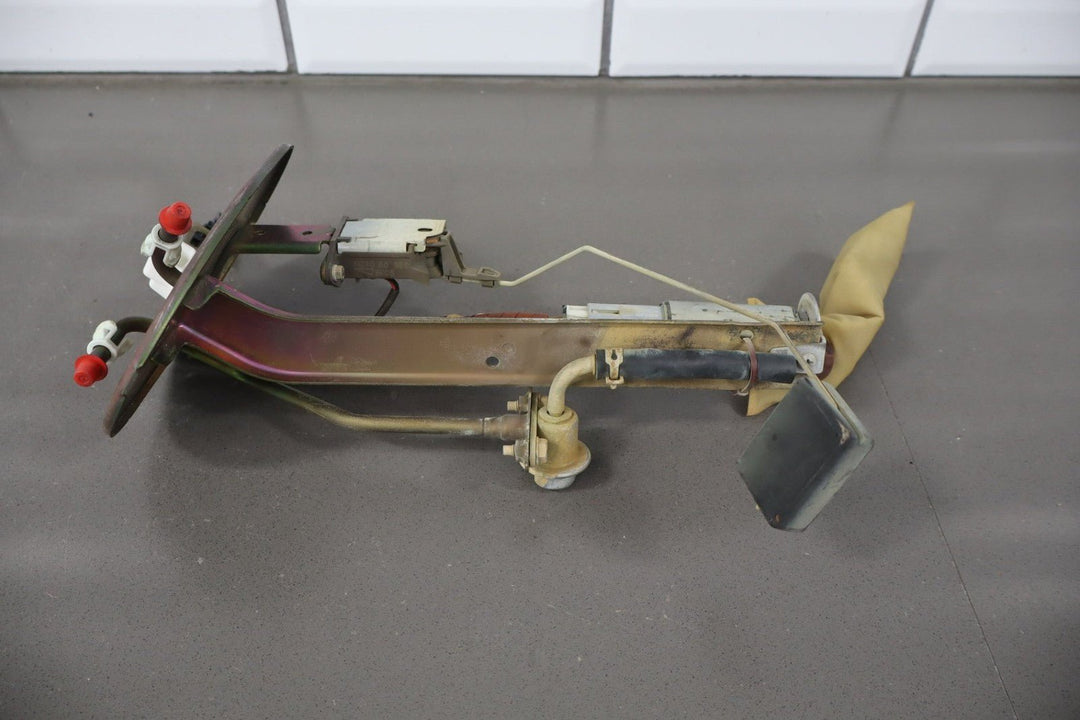 1999 - 2000 Mazda MX - 5 Miata Fuel Pump BP4W1335ZF OEM