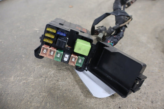 1999 - 2000 Mazda MX - 5 Miata NB1 - Engine Fuse Box (Manual Transmission)