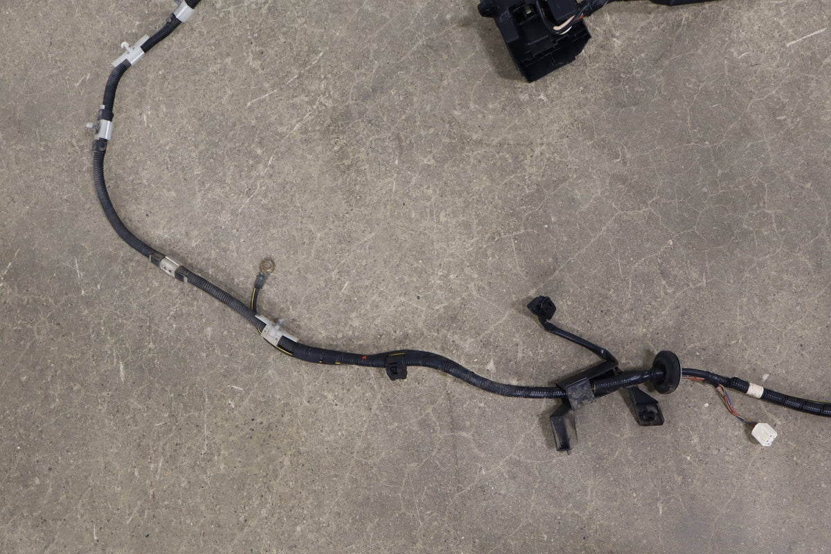 1999-2000 Mazda MX-5 Miata NB1 - Engine Fuse Box (Manual Transmission)