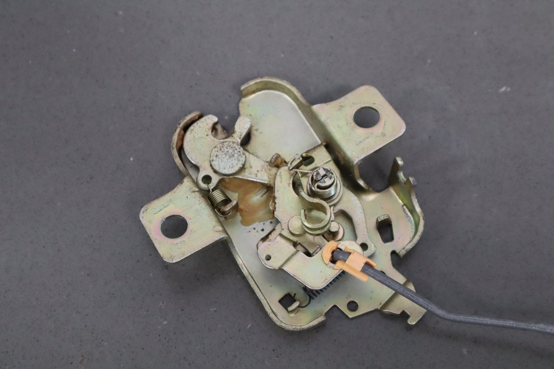 1999-2000 Mazda MX-5 Miata NB1 Ignition With Key, Lock Set