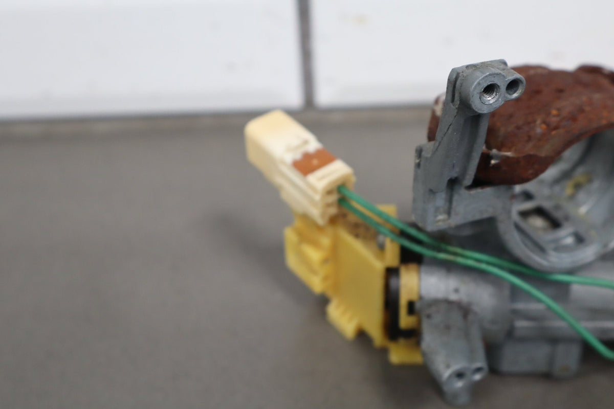 1999-2000 Mazda MX-5 Miata NB1 Ignition With Key, Lock Set