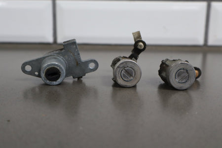 1999-2000 Mazda MX-5 Miata NB1 Ignition With Key, Lock Set