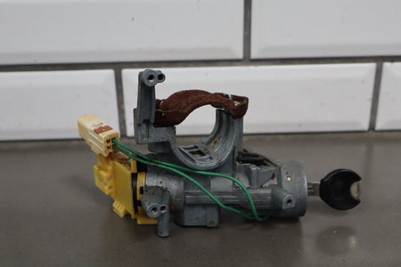 1999-2000 Mazda MX-5 Miata NB1 Ignition With Key, Lock Set