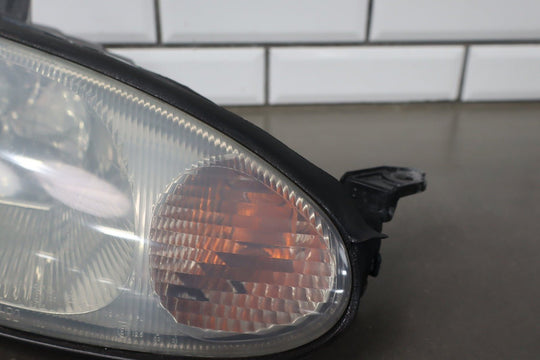 1999 - 2000 Mazda MX - 5 Miata Right Headlamp NC1051030E