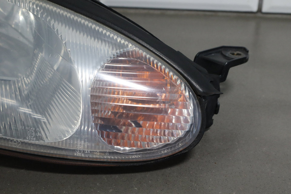 1999-2000 Mazda MX-5 Right Headlamp NC1051030E