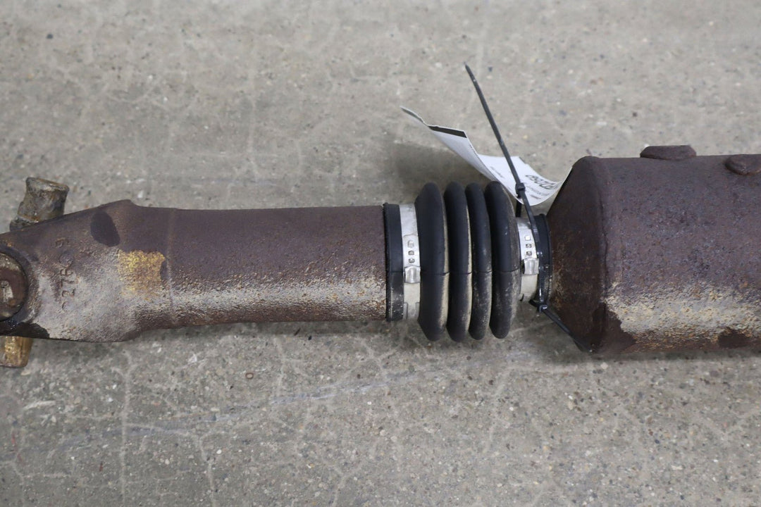 1999 - 2001 Ford F - 250 Super Duty Rear Drive Shaft