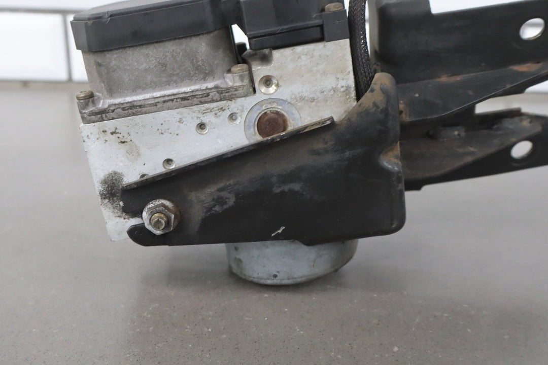 1999 - 2002 Camaro Firebird 5.7L LS1 ABS Brake Unit Anti Lock W/ Traction Control