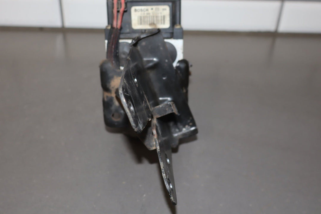 1999 - 2002 Camaro Firebird 5.7L LS1 ABS Brake Unit Anti Lock W/ Traction Control