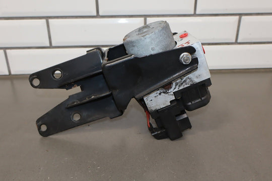 1999 - 2002 Chevrolet Camaro ABS Brake Pump & Module W/Bracket 10424856 OEM