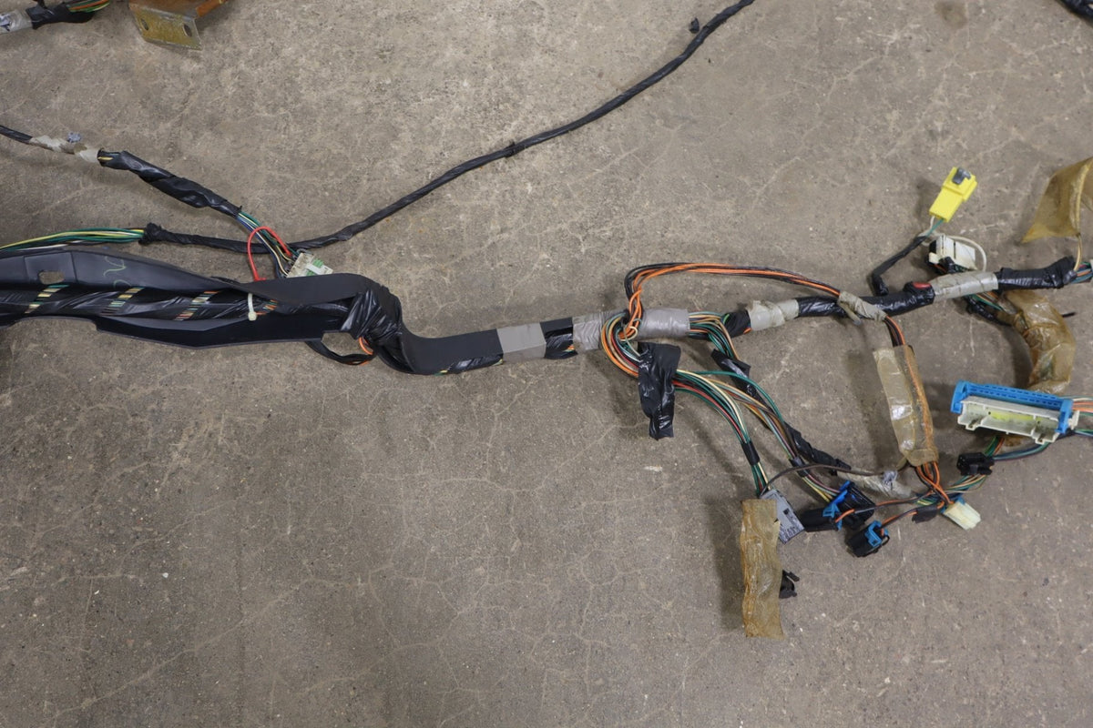 1999-2002 Chevrolet Silverado 2500 HD Dash Wiring Harness OEM