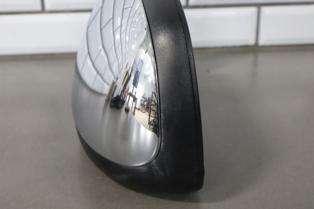 1999 - 2002 Chevrolet Silverado 2500 Left Door Mirror Light Pewter 11 15172247