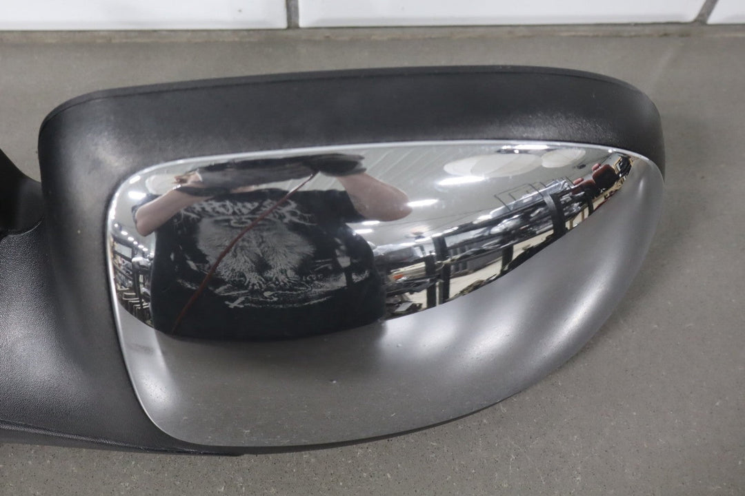 1999 - 2002 Chevrolet Silverado 2500 Left Door Mirror Light Pewter 11 15172247