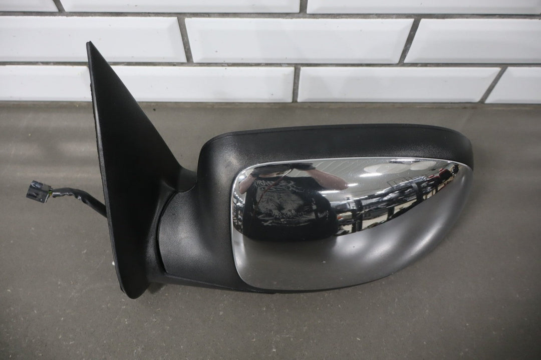 1999 - 2002 Chevrolet Silverado 2500 Left Door Mirror Light Pewter 11 15172247