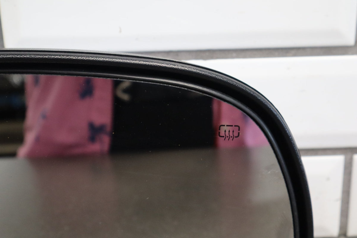 1999-2002 Chevrolet Silverado 3500 Right Door Mirror Chrome OEM