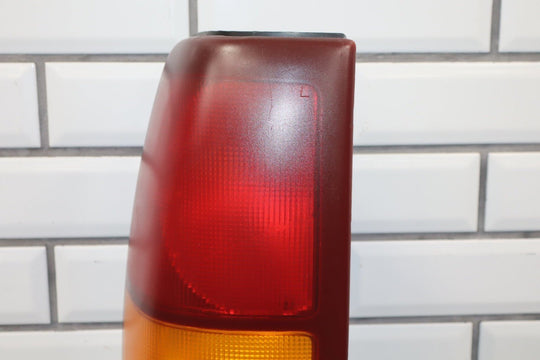 1999 - 2002 Chevrolet Silverado GMT800 Taillight Set Left/Right OEM
