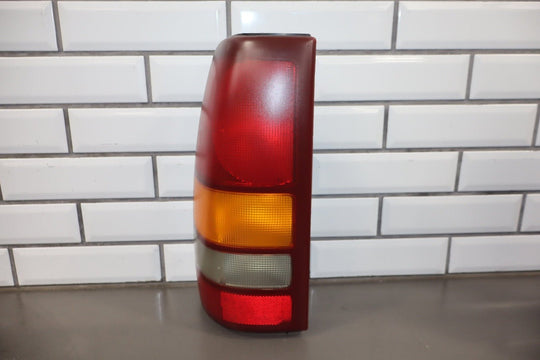 1999 - 2002 Chevrolet Silverado GMT800 Taillight Set Left/Right OEM