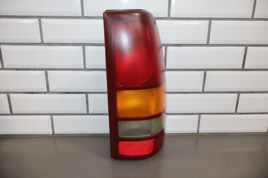 1999 - 2002 Chevrolet Silverado GMT800 Taillight Set Left/Right OEM