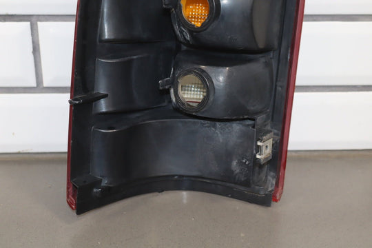 1999 - 2002 Chevrolet Silverado GMT800 Taillight Set Left/Right OEM
