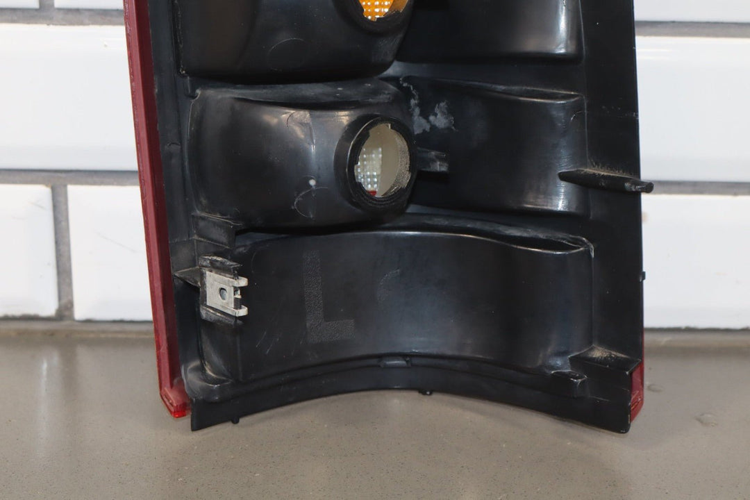 1999 - 2002 Chevrolet Silverado GMT800 Taillight Set Left/Right OEM