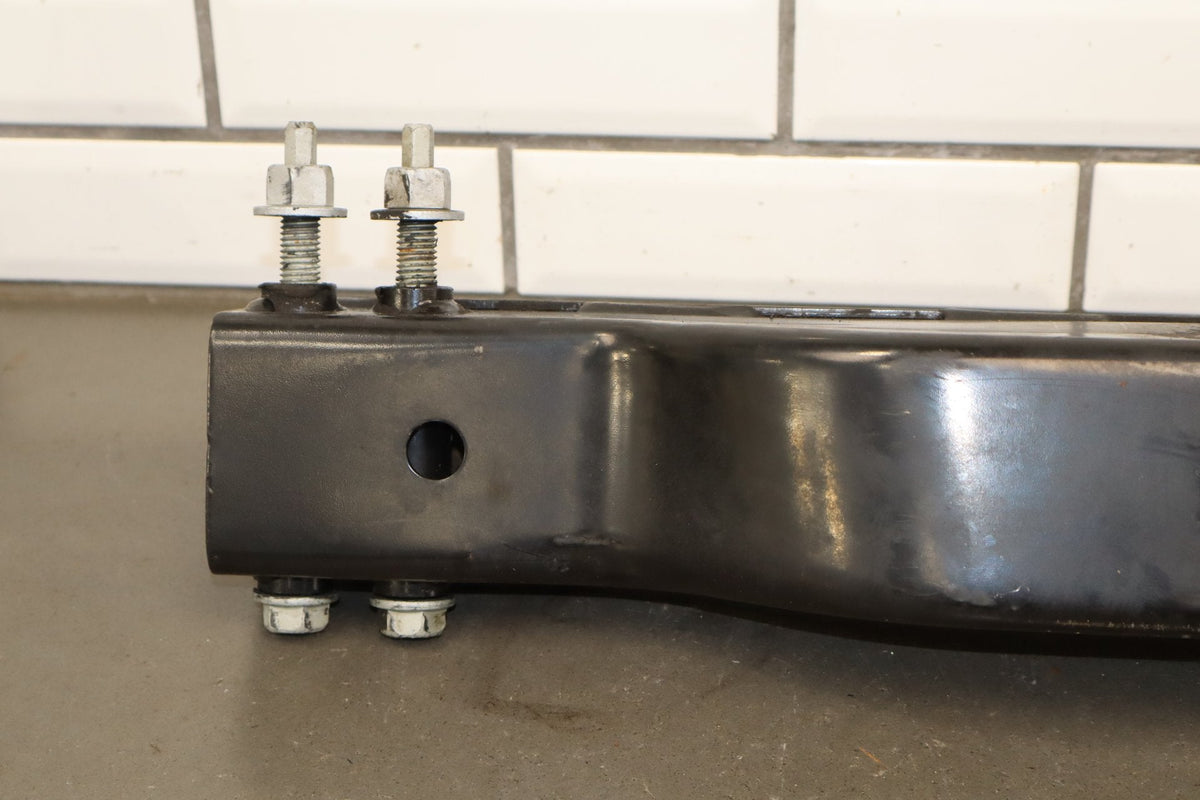 1999-2002 Chevrolet Silverado Transmission Crossmember OEM 2WD 4.3l