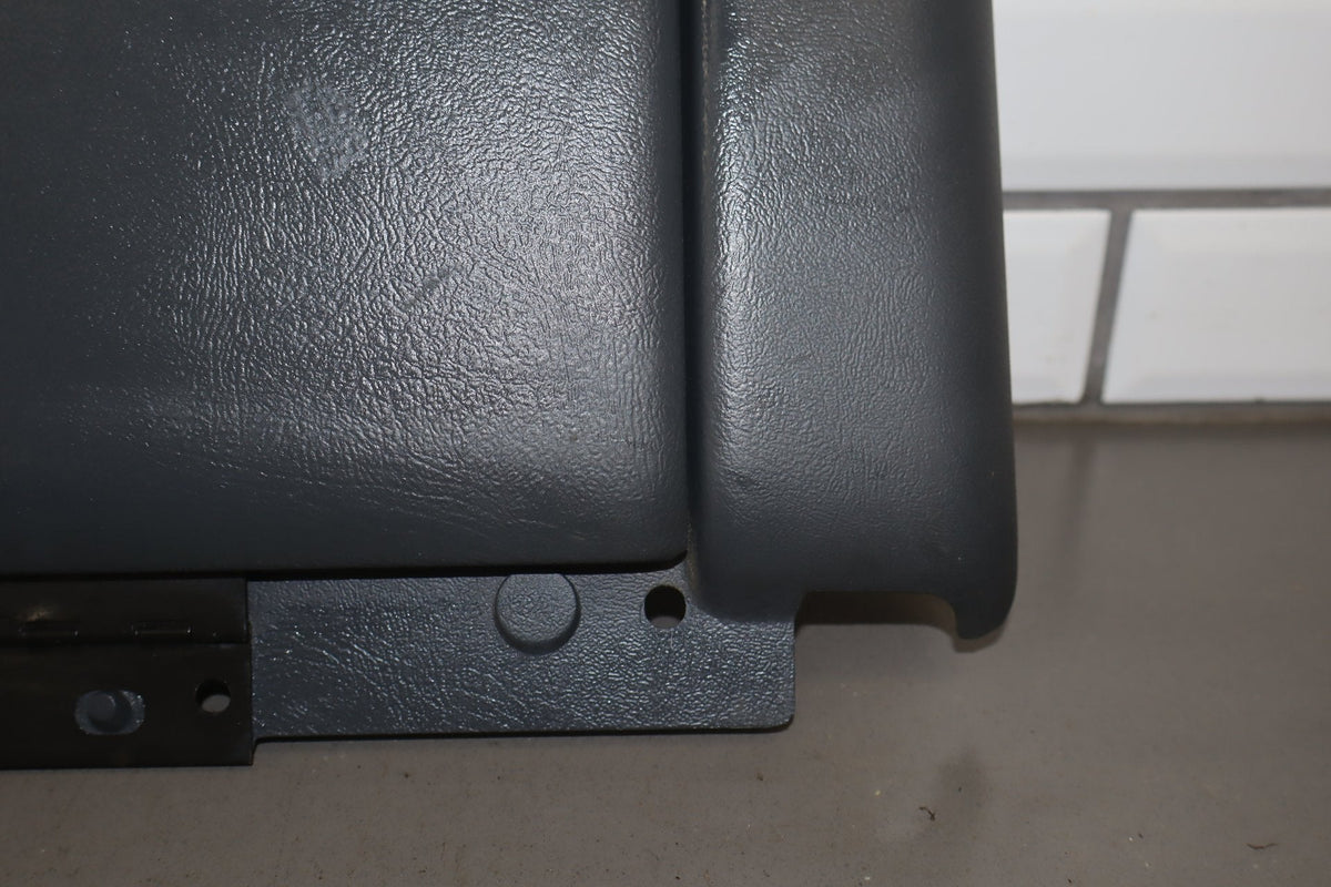 1999-2002 Chevrolet Silverado/GMC Sierra GMT800 Glove Box Graphite (Jump Seat)