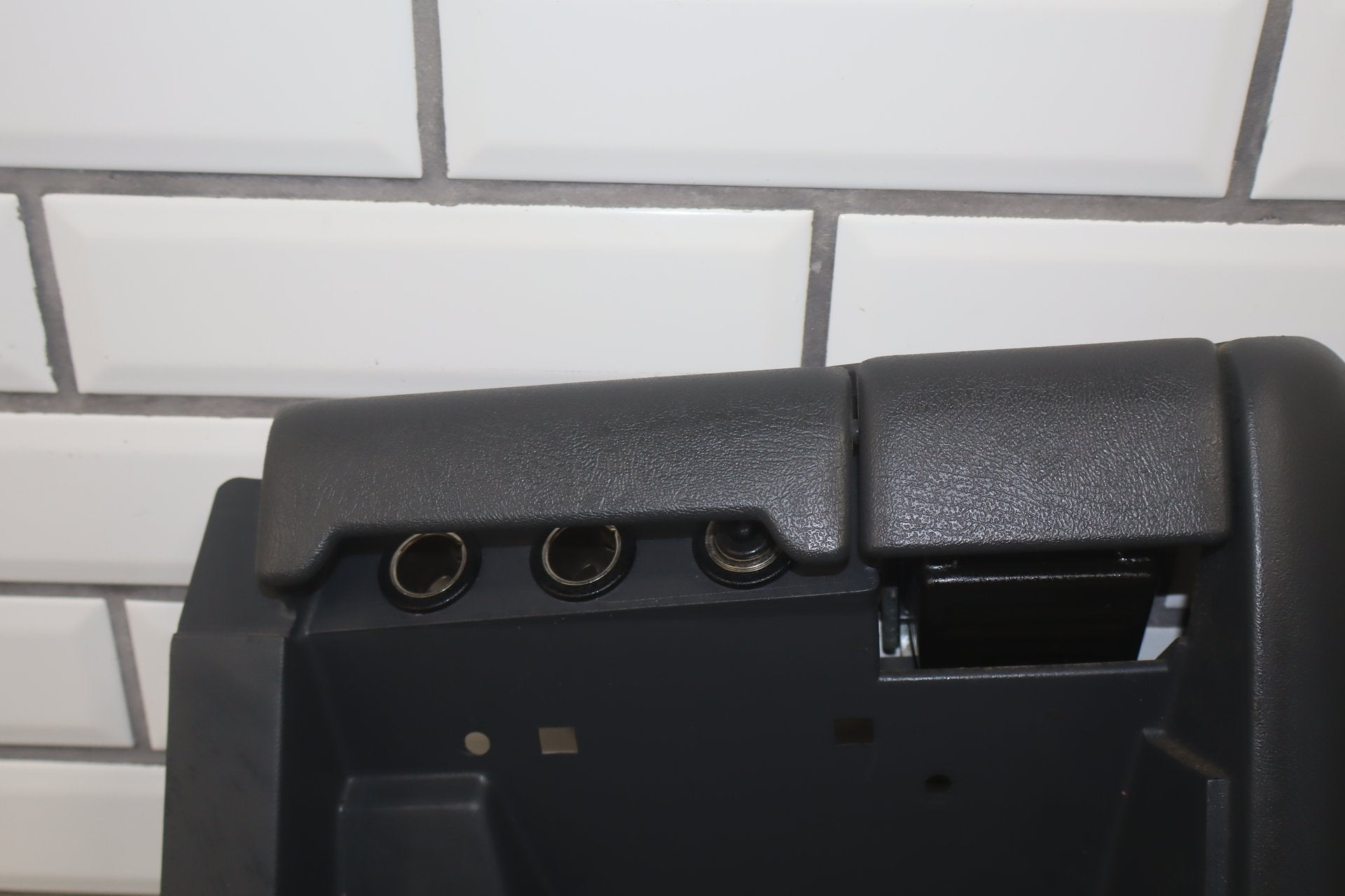 1999-2002 Chevrolet Silverado/GMC Sierra GMT800 Glove Box Graphite (Jump Seat)