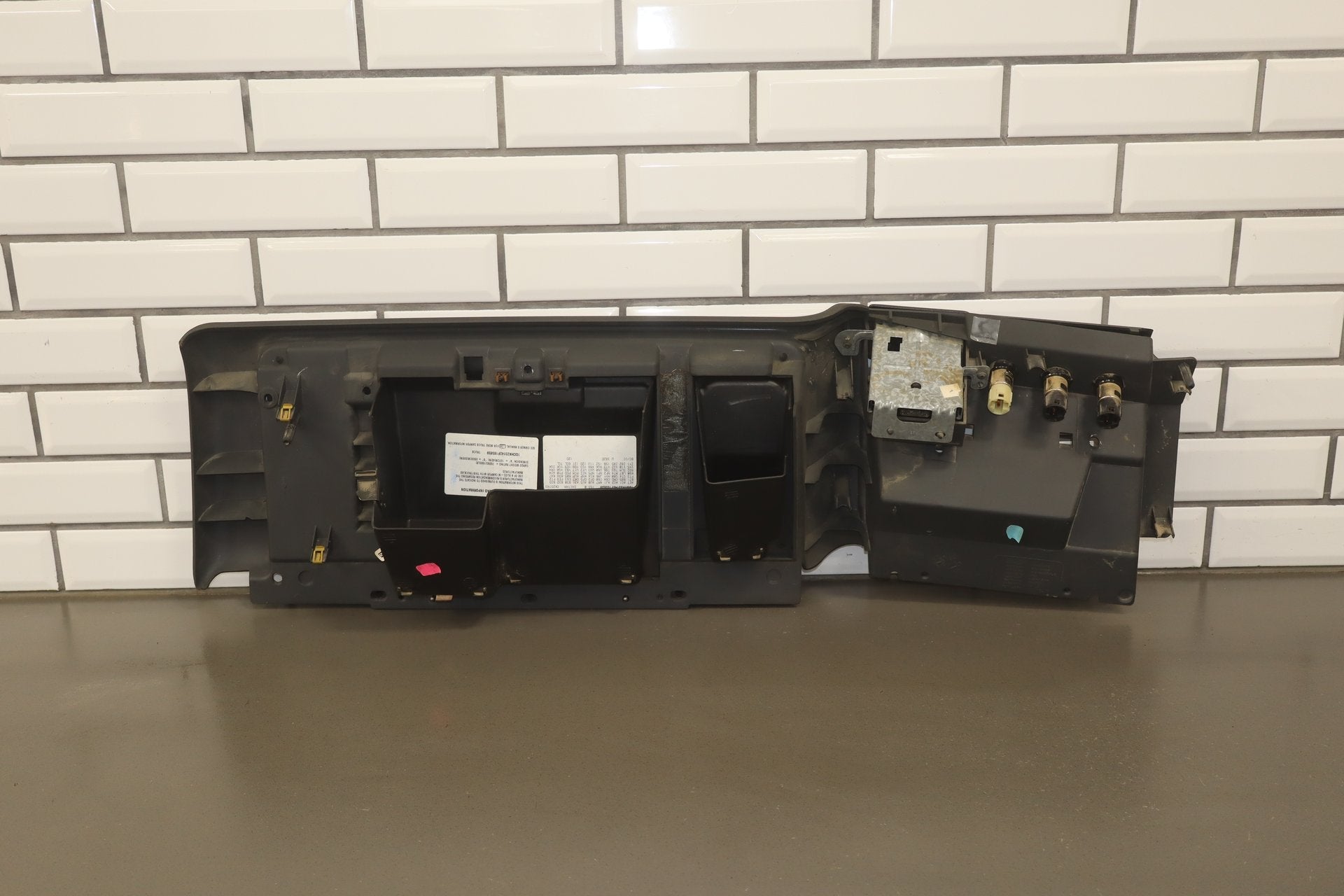 1999-2002 Chevrolet Silverado/GMC Sierra GMT800 Glove Box Graphite (Jump Seat)