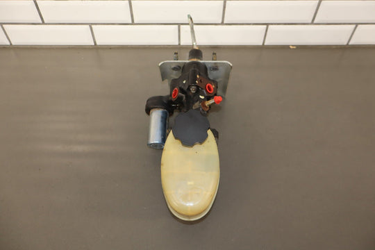 1999 - 2002 Chevy GMC 2500HD Hydroboost Brake Booster with Master Cylinder