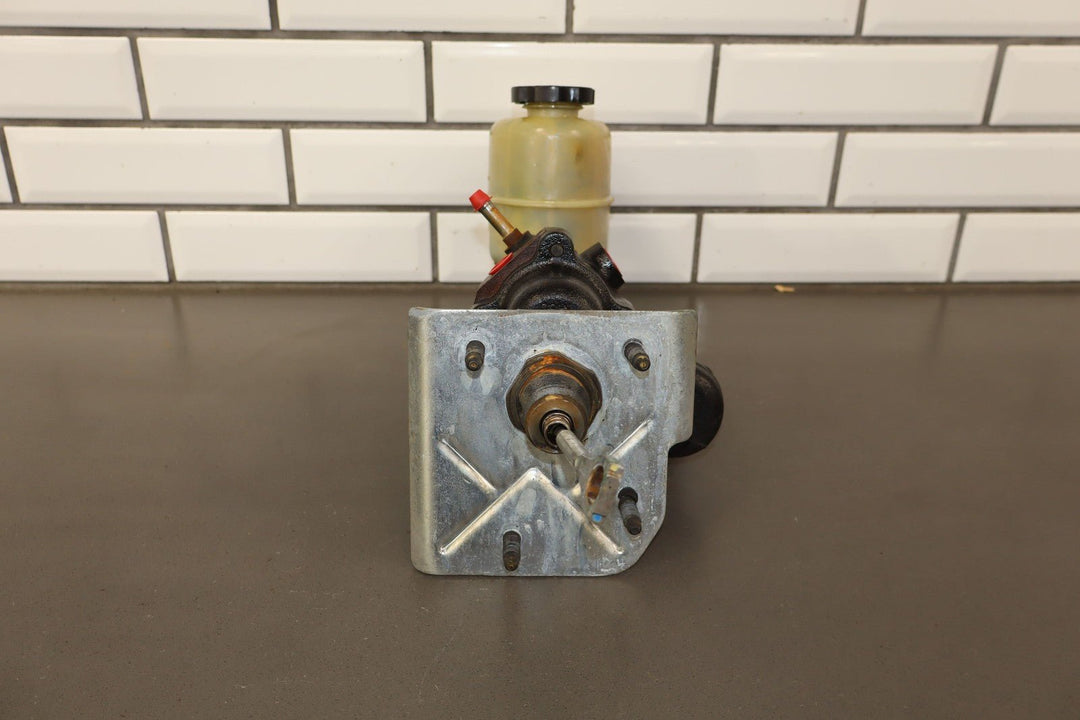 1999 - 2002 Chevy GMC 2500HD Hydroboost Brake Booster with Master Cylinder