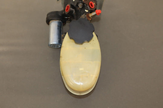 1999 - 2002 Chevy GMC 2500HD Hydroboost Brake Booster with Master Cylinder