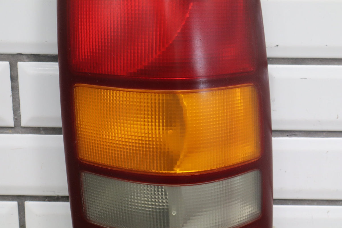 1999-2002 Chevy Silverado 99-06 GMC Sierra OE Tail Lights Lamps Set Left/Right