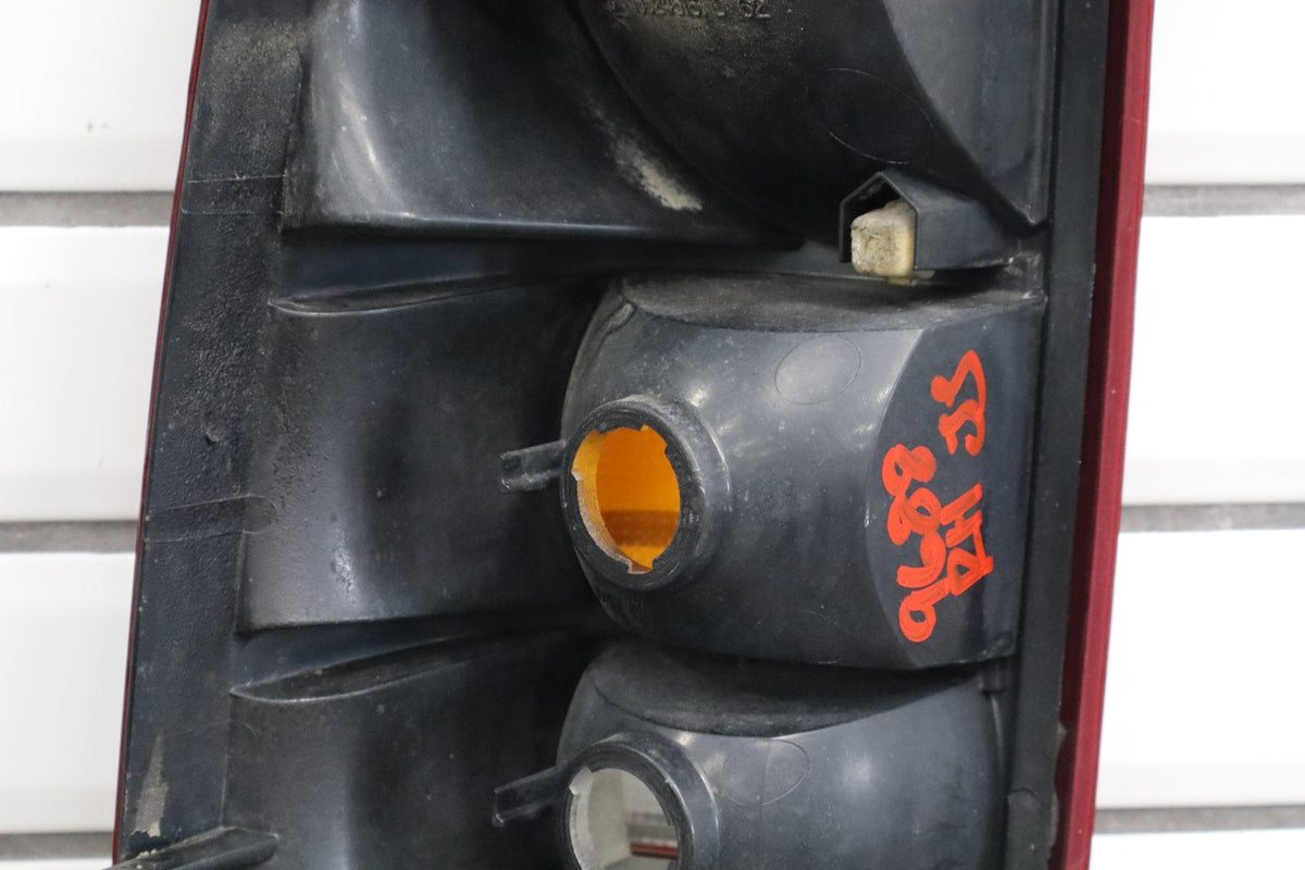 1999-2002 Chevy Silverado 99-06 GMC Sierra OE Tail Lights Lamps Set Left/Right