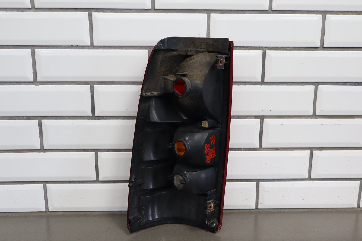 1999-2002 Chevy Silverado 99-06 GMC Sierra OE Tail Lights Lamps Set Left/Right