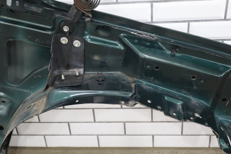 1999-2002 Chevy Silverado 99-06 Tahoe Suburban Left LH Fender Forest Green 47