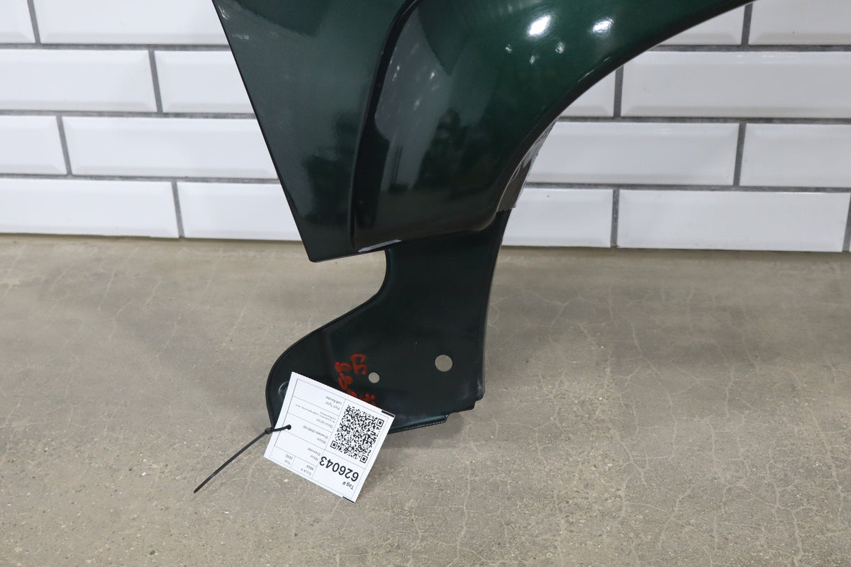 1999-2002 Chevy Silverado 99-06 Tahoe Suburban Left LH Fender Forest Green 47