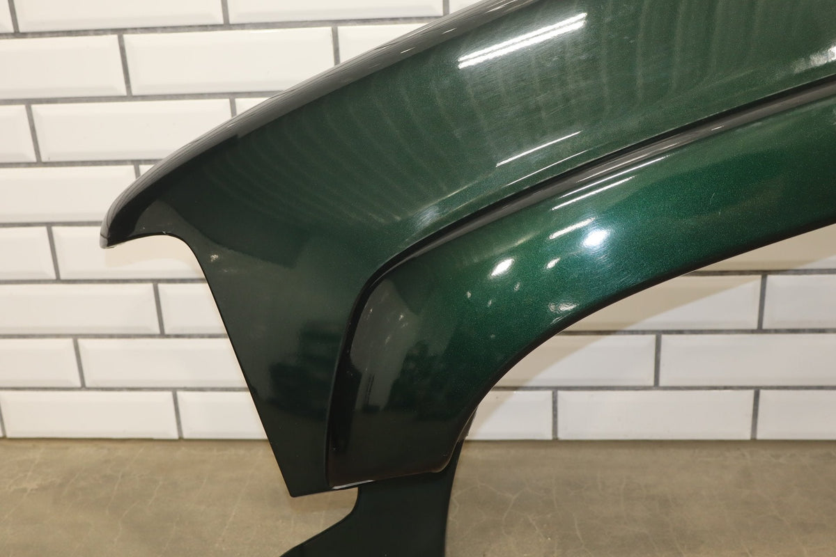 1999-2002 Chevy Silverado 99-06 Tahoe Suburban Left LH Fender Forest Green 47