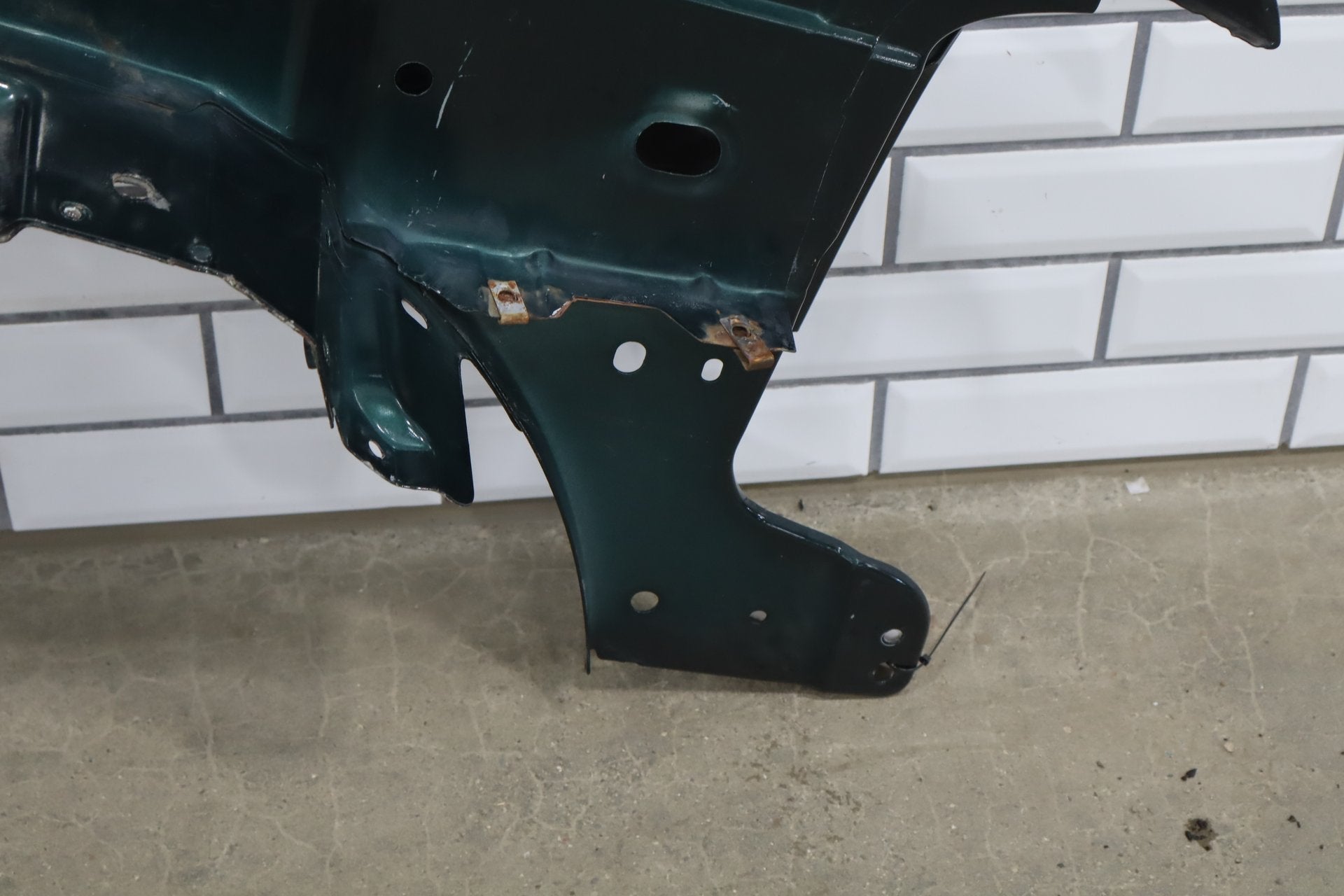 1999-2002 Chevy Silverado 99-06 Tahoe Suburban Left LH Fender Forest Green 47