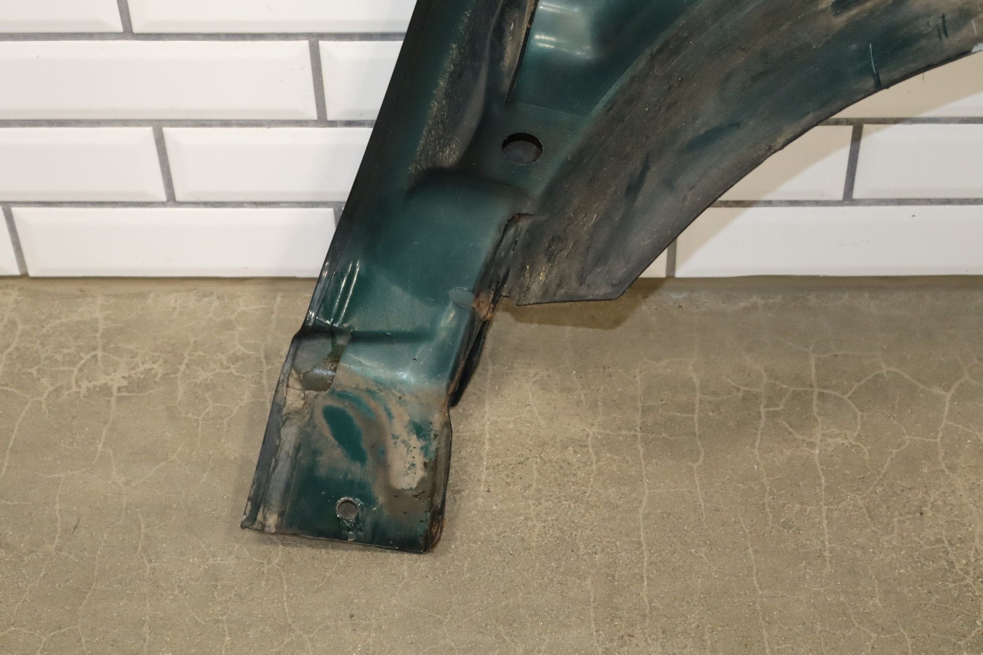 1999-2002 Chevy Silverado 99-06 Tahoe Suburban Left LH Fender Forest Green 47