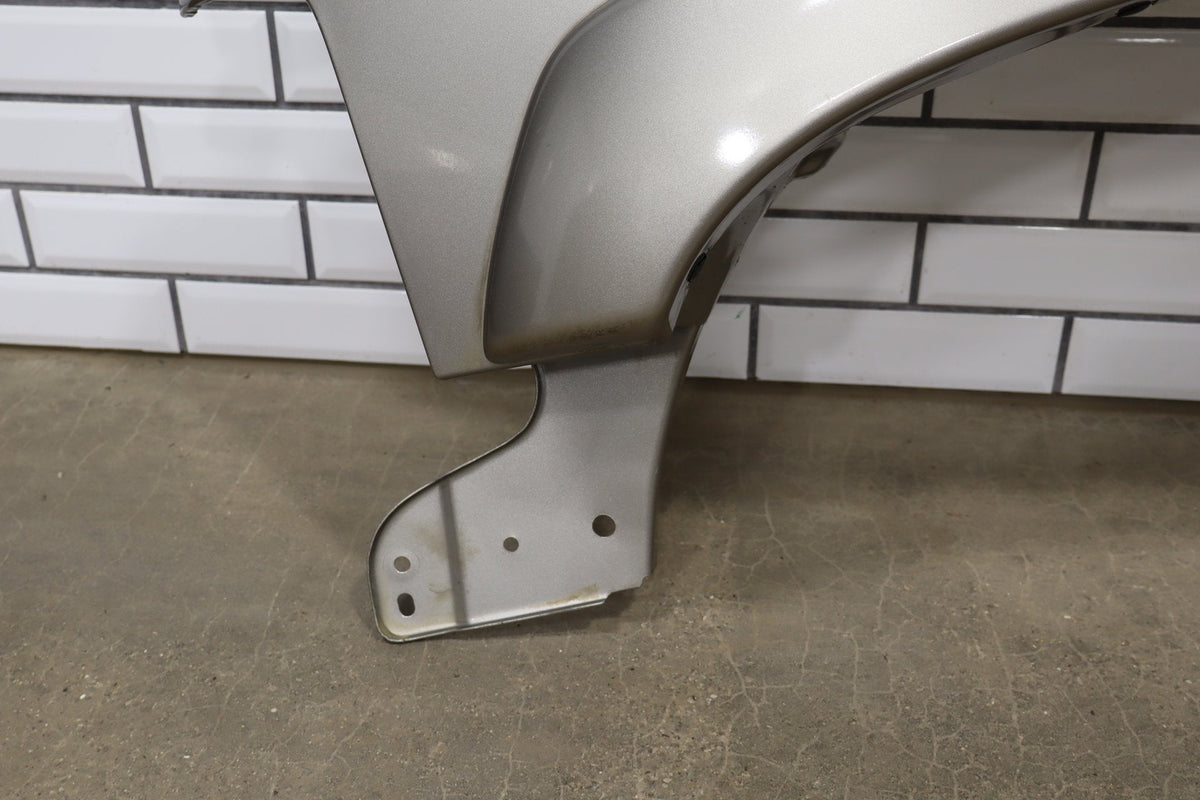 1999-2002 Chevy Silverado 99-06 Tahoe Suburban Left LH Fender Light Pewter 11