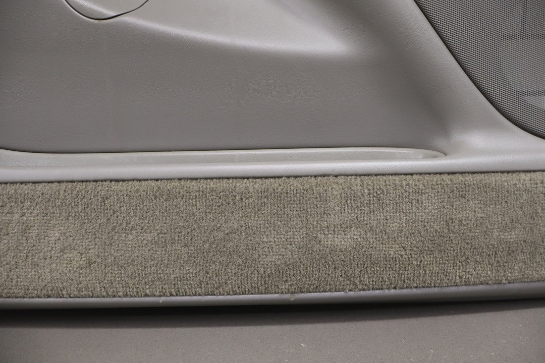 1999 - 2002 Chevy Silverado GMC Sierra Left Front Door Panel GMT800