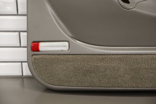 1999 - 2002 Chevy Silverado GMC Sierra Left Front Door Panel GMT800