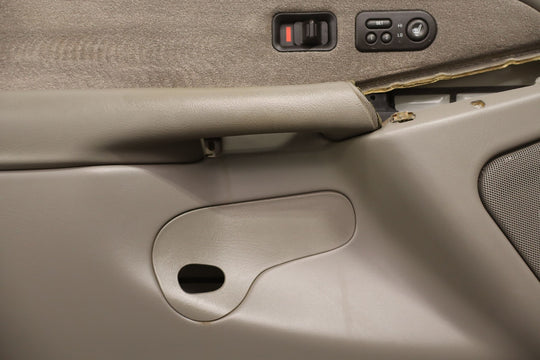 1999 - 2002 Chevy Silverado GMC Sierra Left Front Door Panel GMT800