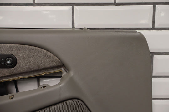 1999 - 2002 Chevy Silverado GMC Sierra Left Front Door Panel GMT800