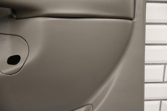 1999 - 2002 Chevy Silverado GMC Sierra Right Front Door Panel GMT800