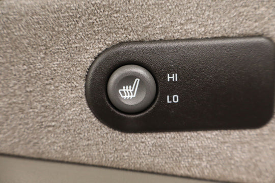 1999 - 2002 Chevy Silverado GMC Sierra Right Front Door Panel GMT800