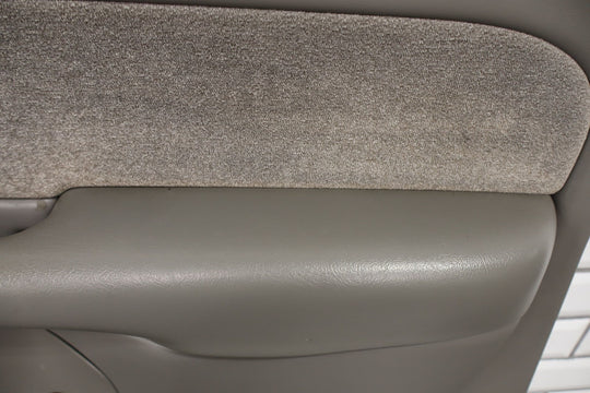 1999 - 2002 Chevy Silverado GMC Sierra Right Front Door Panel GMT800
