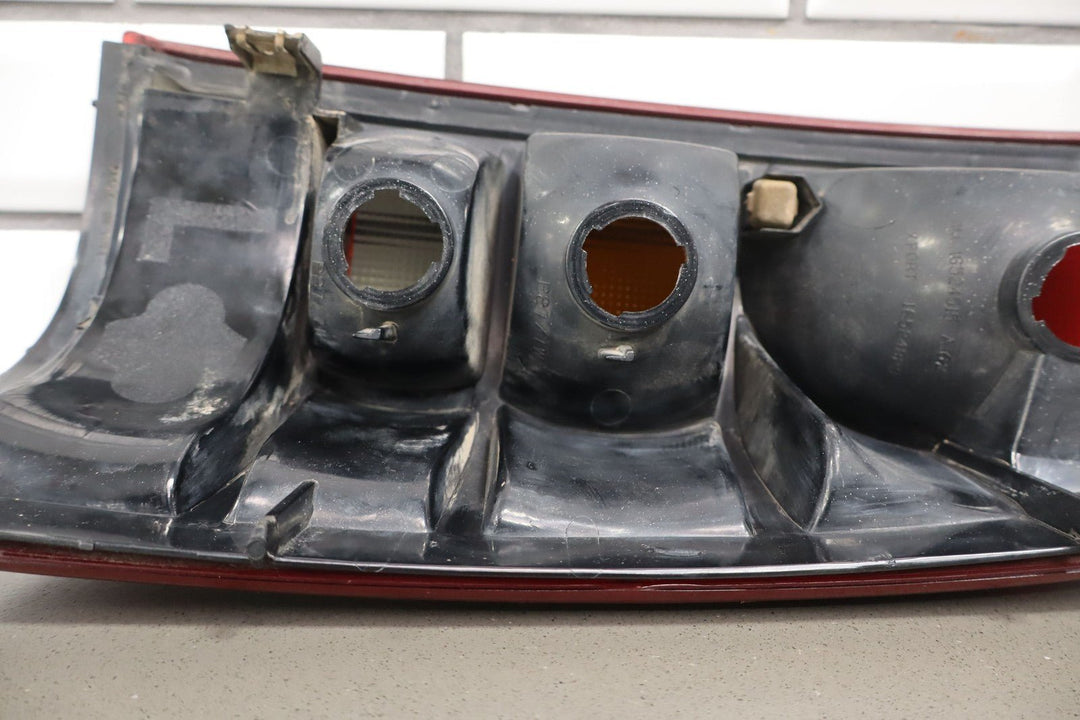 1999 - 2002 Chevy Silverado GMT800 OEM Left & Right Tail Lights